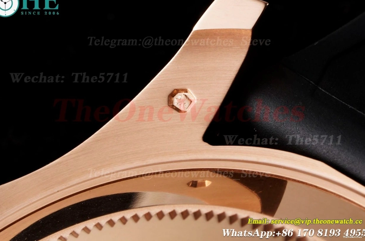 126655 VR3235 RG RU C+S Black Yacht-Master 40mm Dot 0101